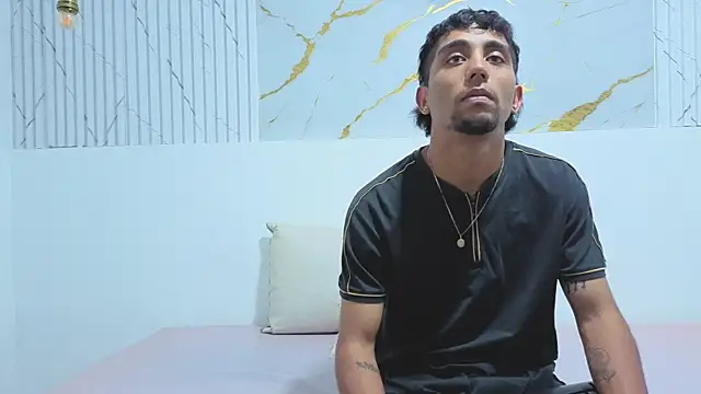 Annyeli live sex cam