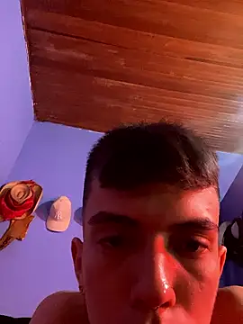 Juan_Gomezz26's cam snapshot