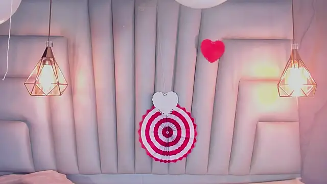 IrinaVoshh_'s cam snapshot