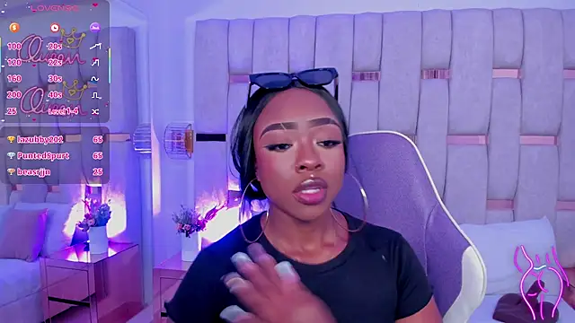 mia_schwarz's cam snapshot