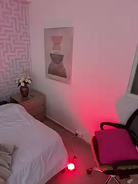 naishaa_'s cam snapshot