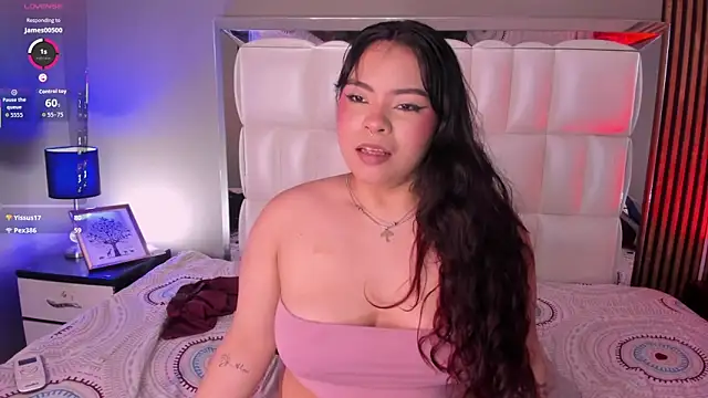 xCharlotte_20's cam snapshot