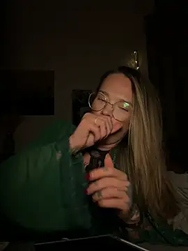 vinique99's cam snapshot