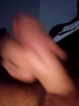 Mynotik@xh's cam snapshot