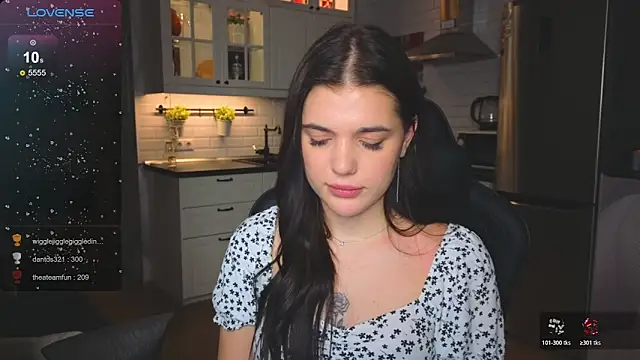 adria_cavalli's cam snapshot