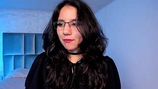 HollyPeach's cam snapshot