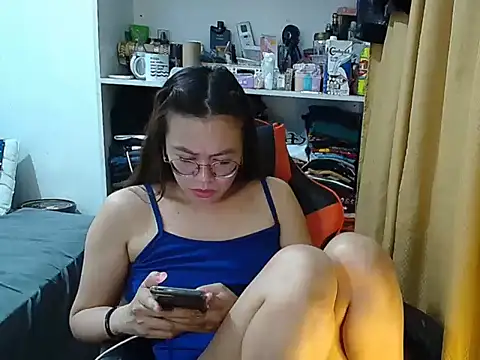 crizzybel's cam snapshot