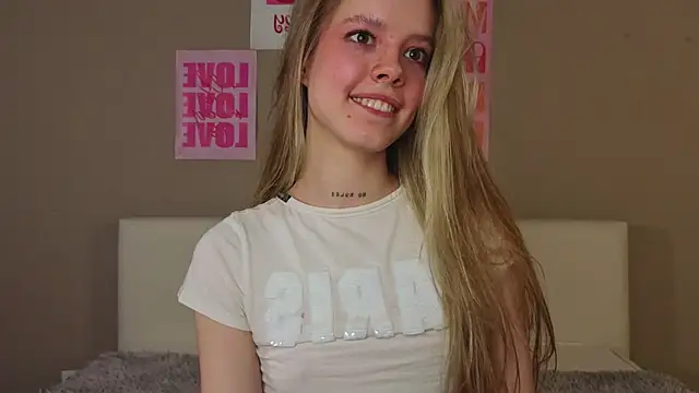 TiffinyMergist's cam snapshot