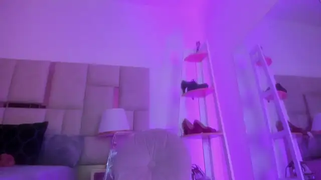 Violett_Sinclair's cam snapshot