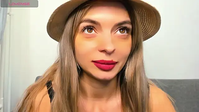 _ellen_meow_'s cam snapshot