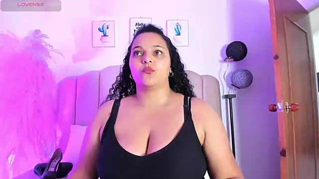 _aithanaa_'s cam snapshot