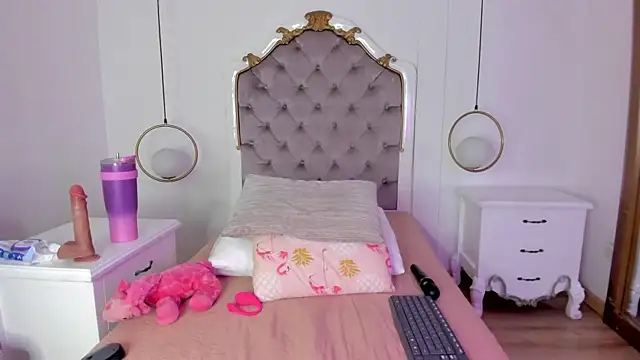 fallon_grey's cam snapshot