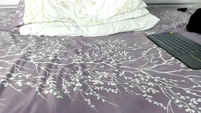 maybelline69's cam snapshot