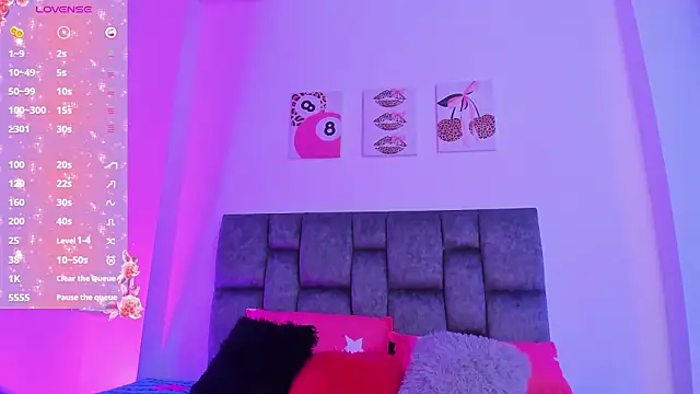 kittymonroe1's cam snapshot