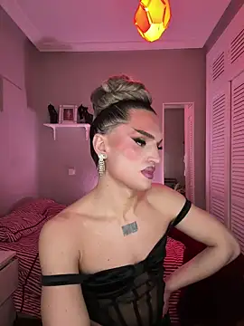 Crystal_________ live sex cam