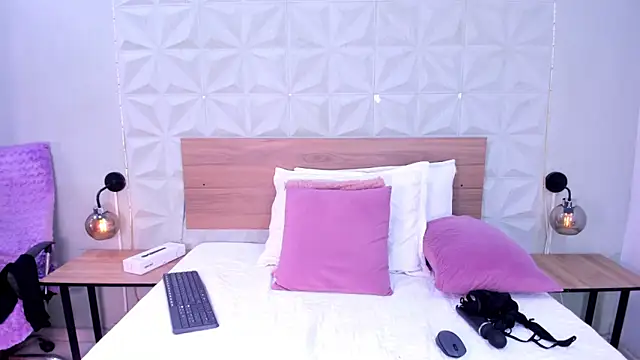 Stacey_white_'s cam snapshot