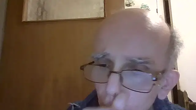 mariusica1@xh's cam snapshot