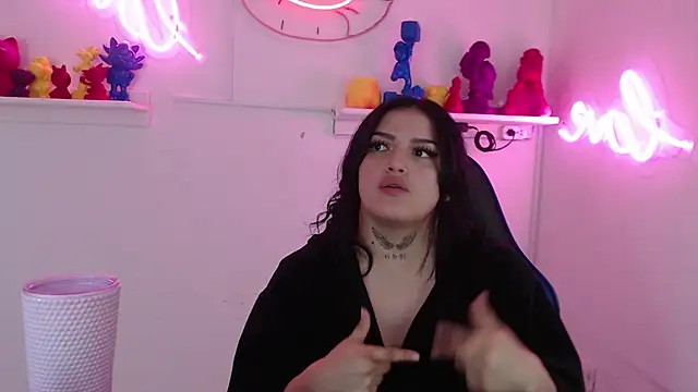 sari_belle's cam snapshot