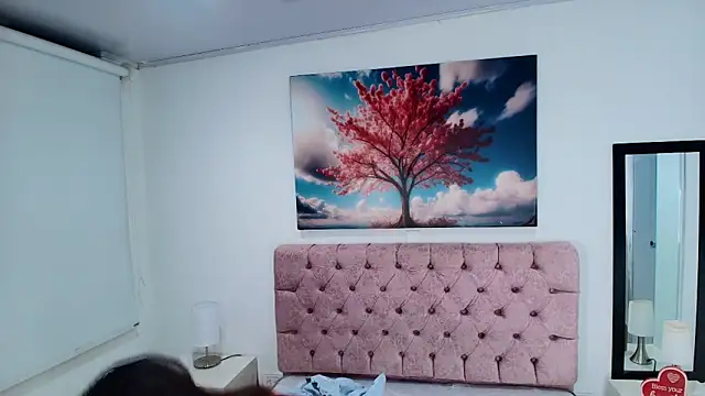 Emma_monserrat's cam snapshot