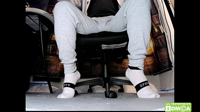 justshutupandwatch's cam snapshot