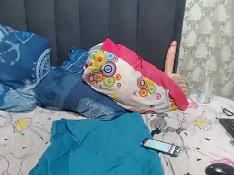 SwaziBeauty's cam snapshot