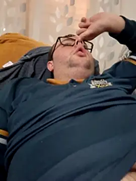 Javier_bear live sex cam