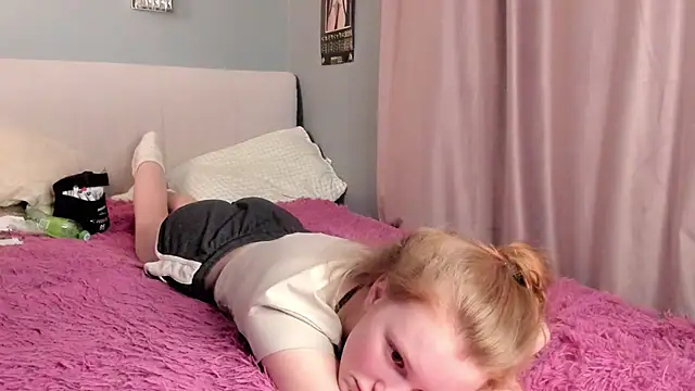 KarieBowery's cam snapshot