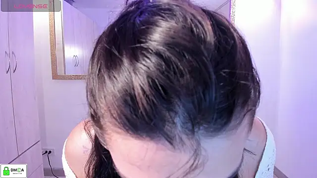 EricaVanderhill live sex cam