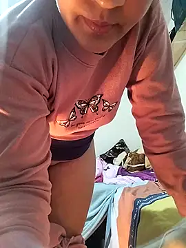 lolo890 live sex cam