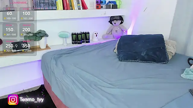 teemotwink live sex cam