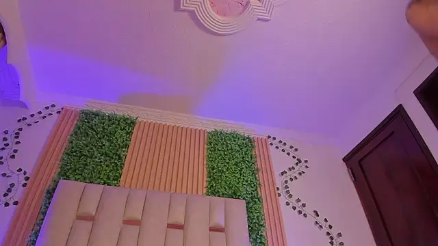 Emma_Nmm's cam snapshot