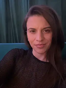 ScarlettNoirr live sex cam