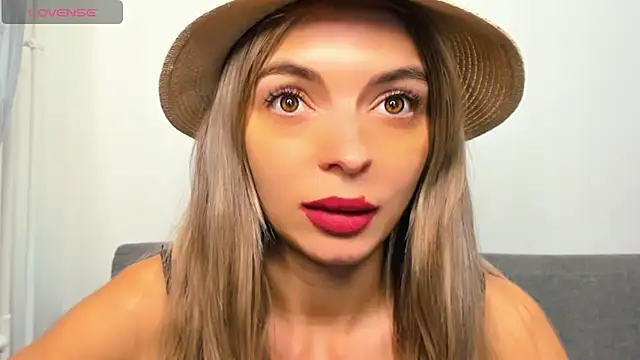 _ellen_meow_'s cam snapshot