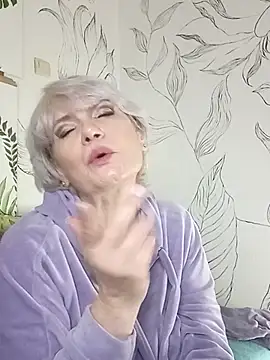 Catty_Lady's cam snapshot