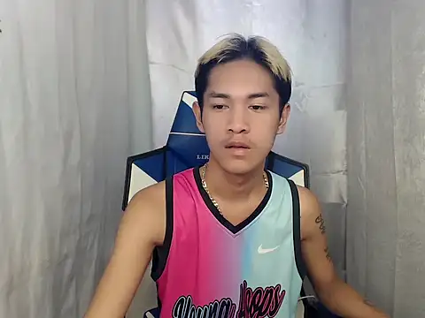 riks_tyler's cam snapshot