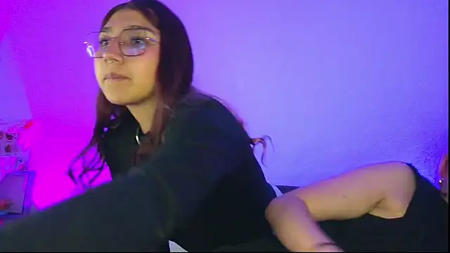 Dakota_Secret's cam snapshot