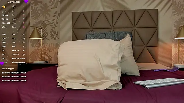 Scarleett_22 live sex cam