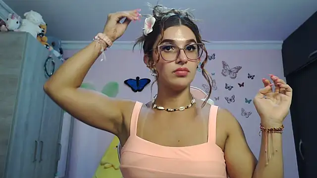 caroline_jonson's cam snapshot