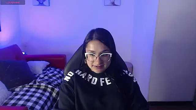 _sophiie_1's cam snapshot