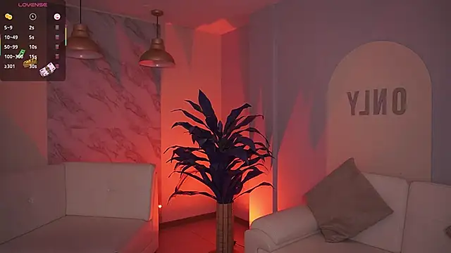 AliceHarper_'s cam snapshot