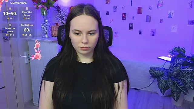 Alice_Moondark live sex cam