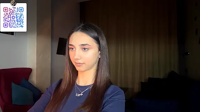 LinaMour's cam snapshot