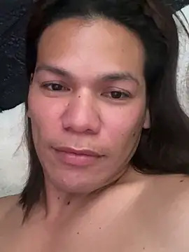 HugeAgatha live sex cam