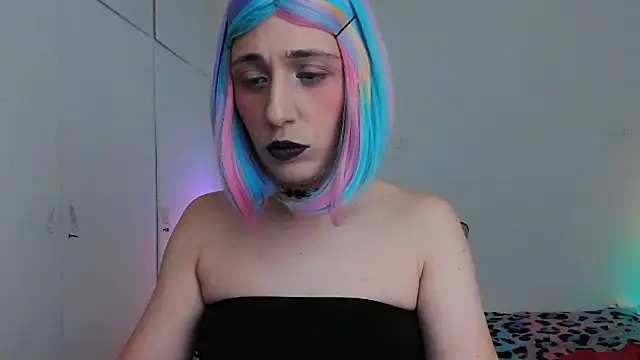 HoneyValentine live sex cam