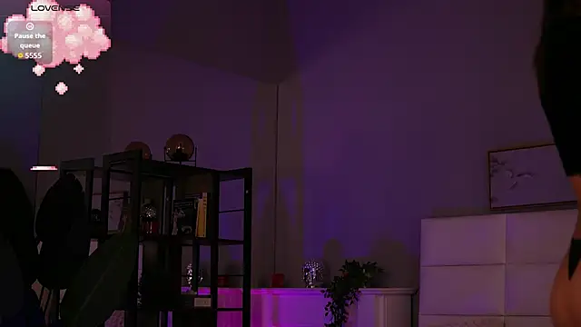 FlirtyFawn's cam snapshot