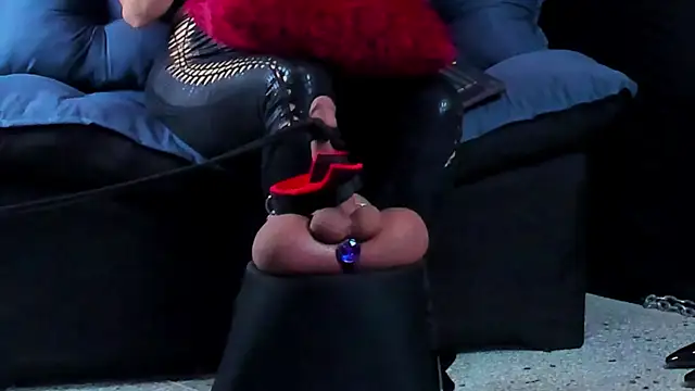 KatrinaStone's cam snapshot