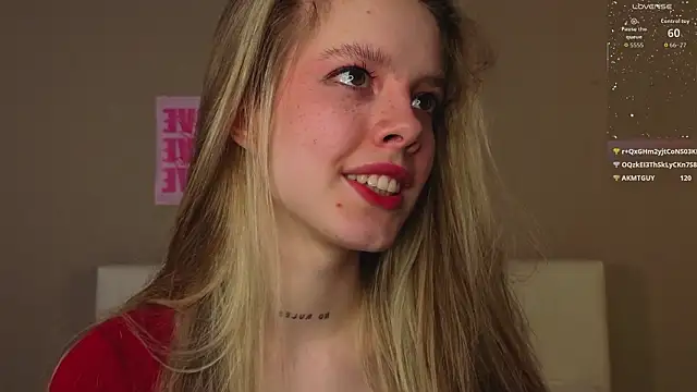 TiffinyMergist live sex cam