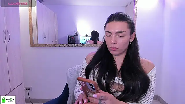 EricaVanderhill live sex cam