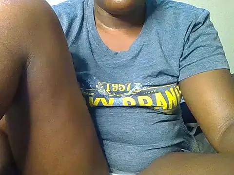 cute_neila's cam snapshot