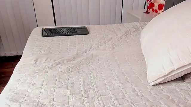 LiliCarterm's cam snapshot